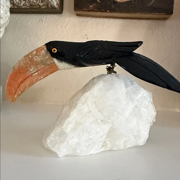 Vintage Brazilian Gemstone Toucan Bird Carving Quartz Base Onyx Calcite - Picture 3 of 15